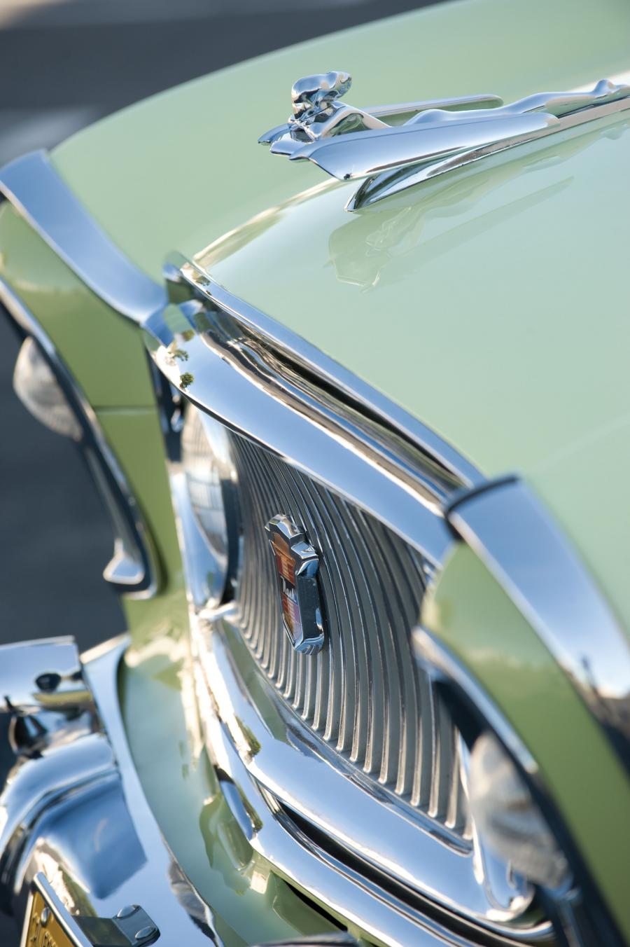 Детали экстерьера Nash Ambassador Custom 1956 года  (фото 13 из 15)